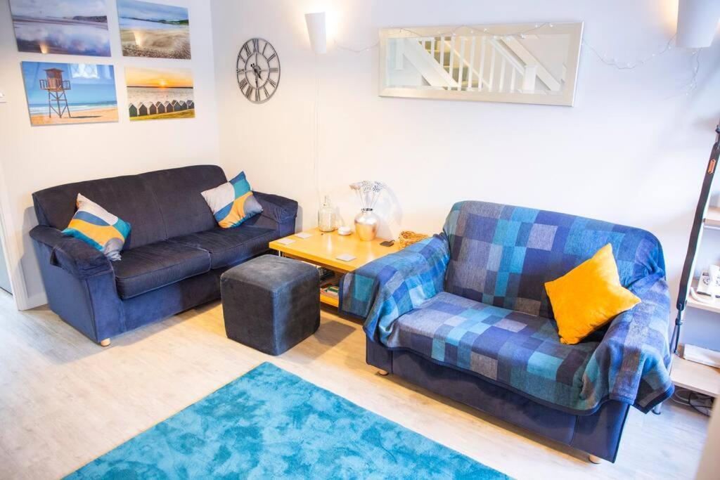 Reeve House - 2-bed - Free Parking & Wi-fi Holiday home Kenilworth